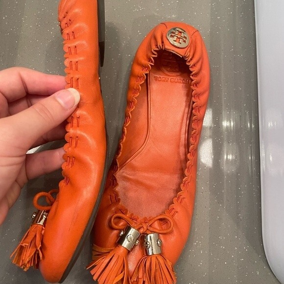 Tory Burch Orange Leather Tassel Scrunch Ballet Flats Size 7 - Picture 7 of 11